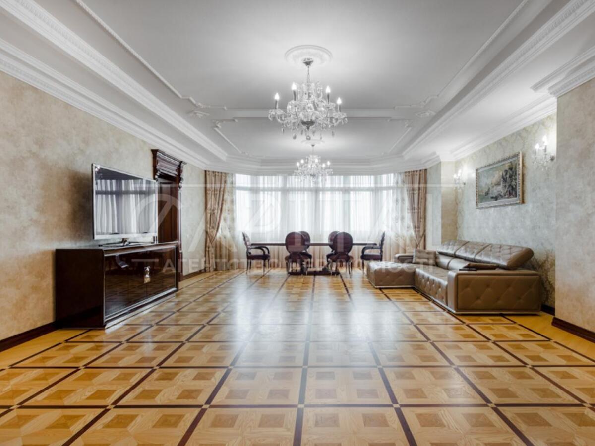 Продажа 3к квартиры,  ул. Коновальца Евгения, Печерск