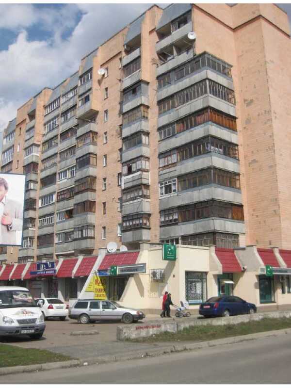 Продам  торгову площу Житомир, Богунський, Покровська, 94. 