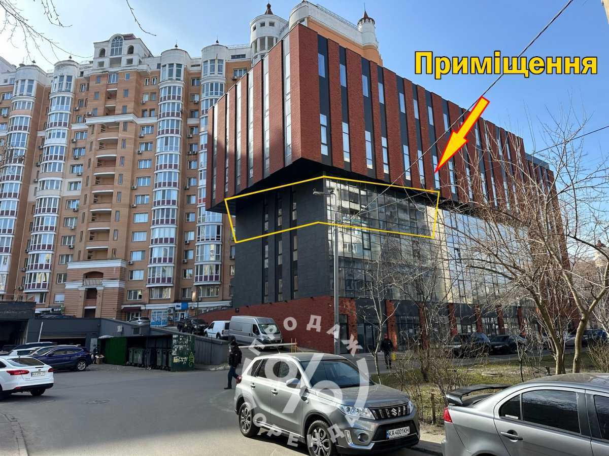 Продам  об`єкт сфери послуг Київ, Оболонський, вул. Маршала Тимошенка, 21/2. 