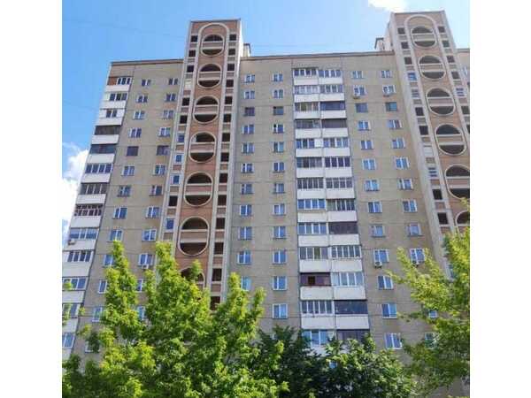 Продам 2-к квартиру Київ, Деснянський, вул. Градинська, 6А. 