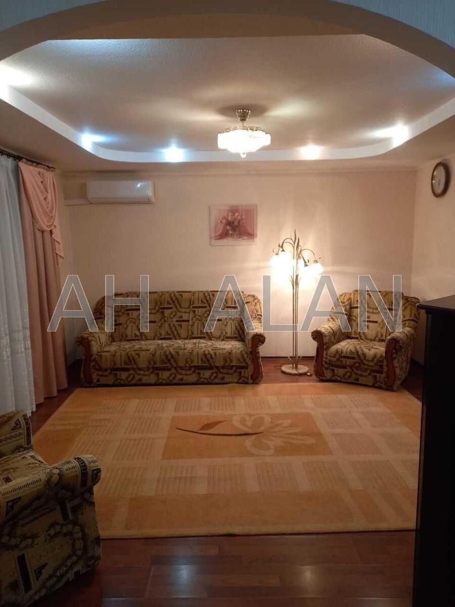 Аренда 4 комн. квартиры, 81 м², Киев