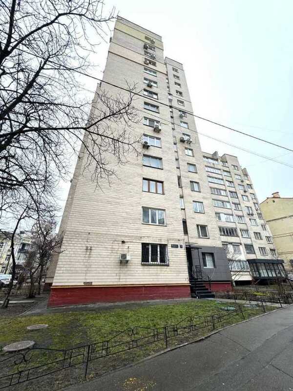 Продам 3-к квартиру Київ, Печерський, вул. Левандовська, 14. 