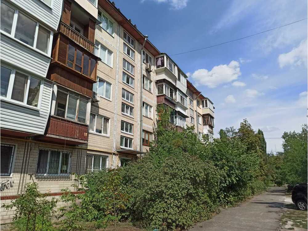 Продам 1-к квартиру Київ, Дніпровський, вул. Будівельників, 15. 