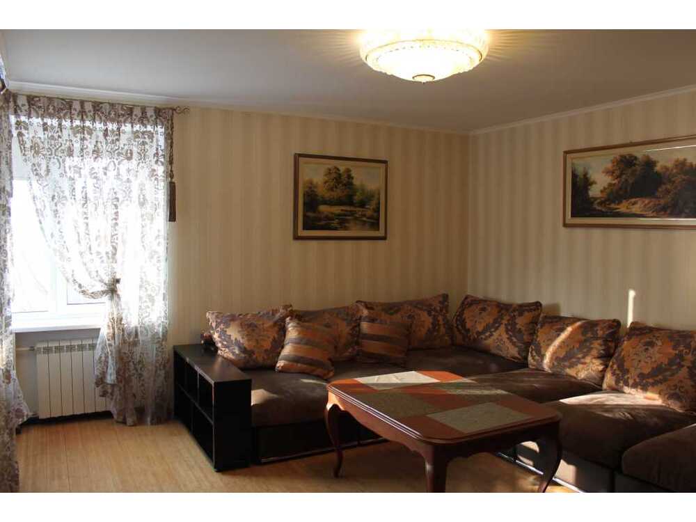 Продам 2-к квартиру Київ, Оболонський, просп. Героїв Сталінграду, 43в. 