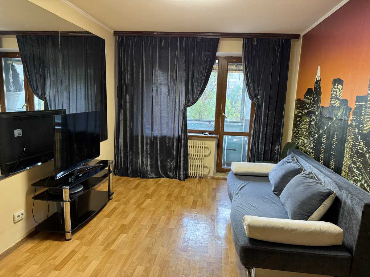 Продам 3-к квартиру Дніпро, Соборний, Проспект Героев. 