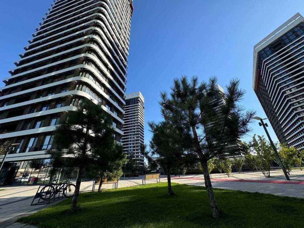 Продам 2-к квартиру Київ, Дарницький, вул. Причальна, 12. 