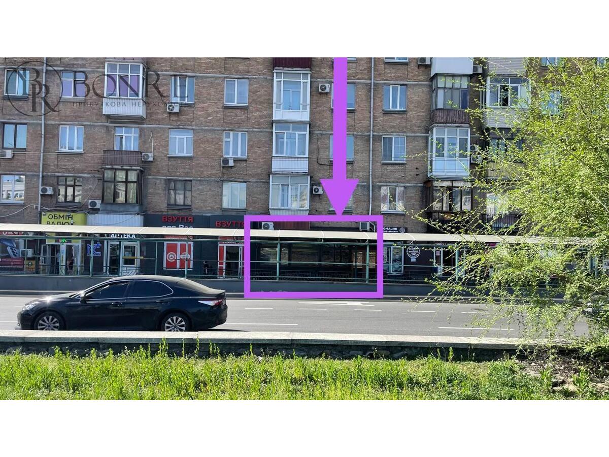 Оренда, Торгове, Севатопольська площа, пр-т Повітряних сил, 240м2.