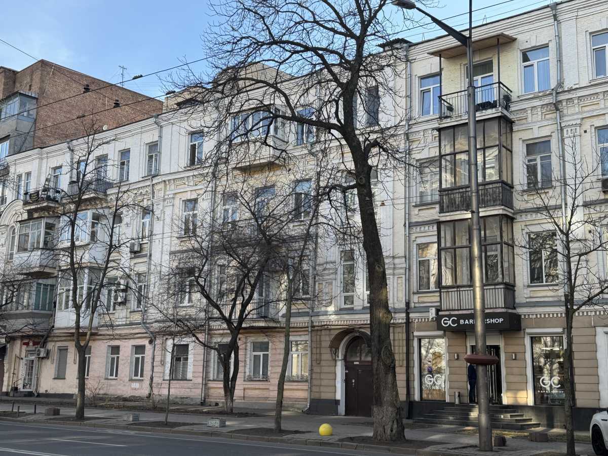 Продам 3-к квартиру Київ, Печерський, вул. Івана Мазепи, 12. 