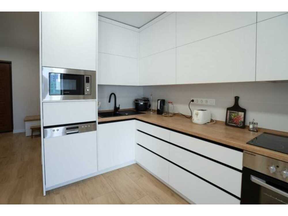 Продам 1-к квартиру Броварський, Бровари, Василя Симоненко, 105. 