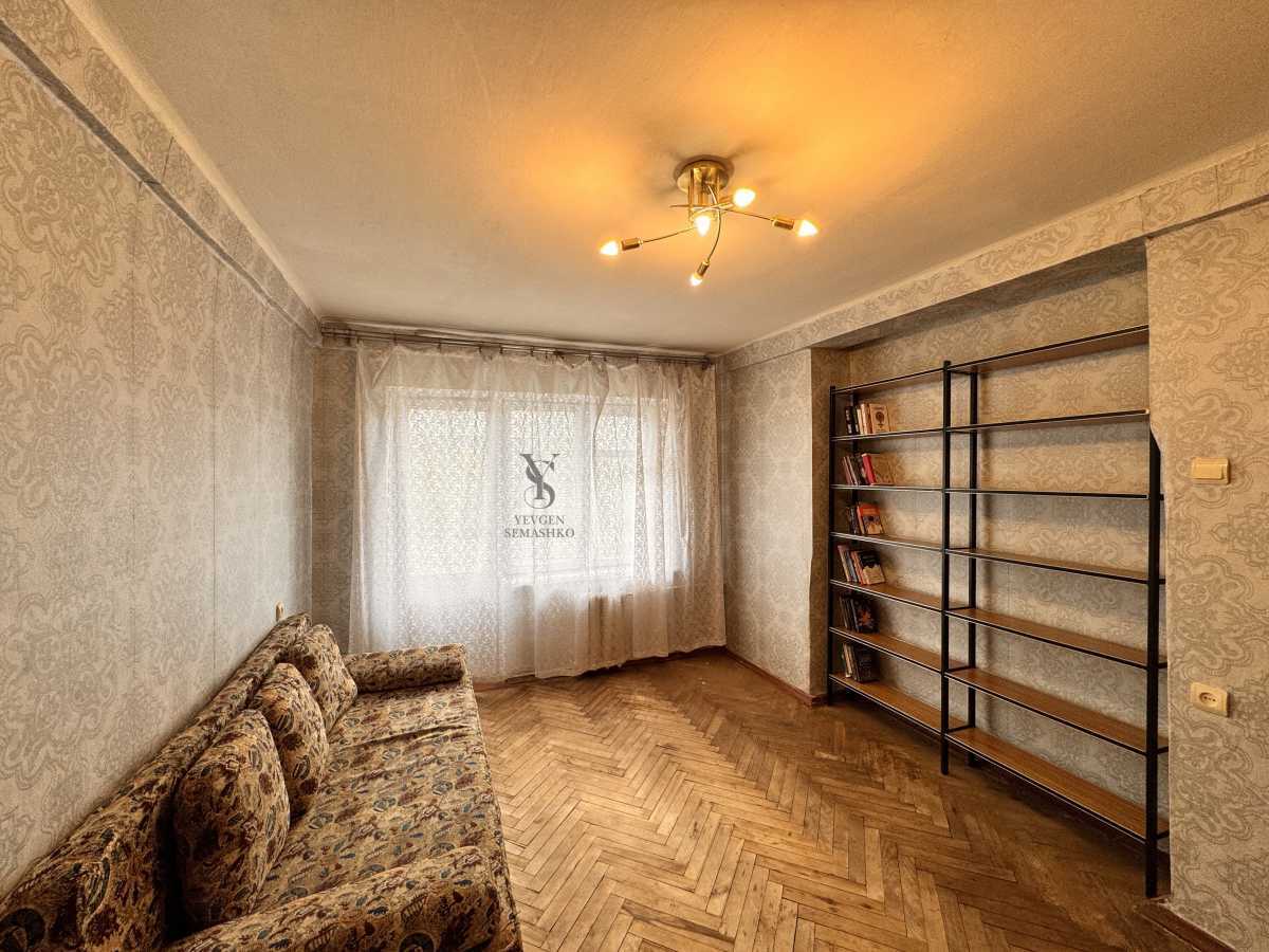 Продам 2-к квартиру Київ, Дніпровський, вул. Каунаська, 6/1. 