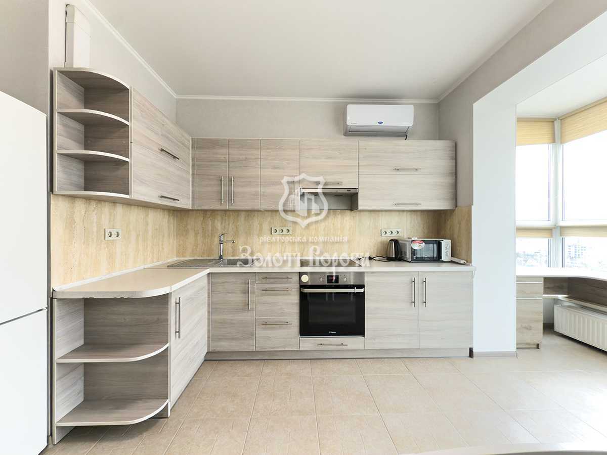 Продам 2-к квартиру Київ, Дніпровський, вул. Юрія Поправки, 4/39а. 