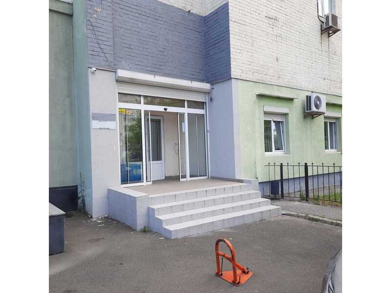 Продам  офісне приміщення Київ, Дарницький, просп. Миколи Бажана, 30. 