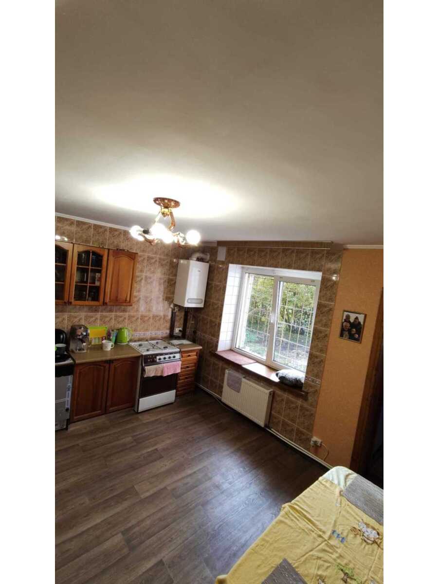 Продам 3-к квартиру Обухівський, Обухів, вТрипільська, 47а. 