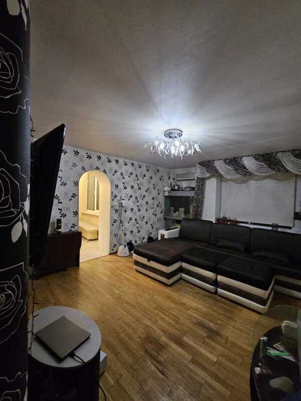 Продам 5-к квартиру Київ, Голосіївський, вул. Антоновича, 122. 