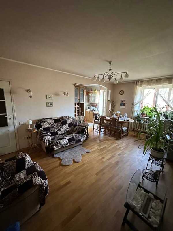Продам 3-к квартиру Київ, Солом`янський, вул. Олекси Тихого, 28. 