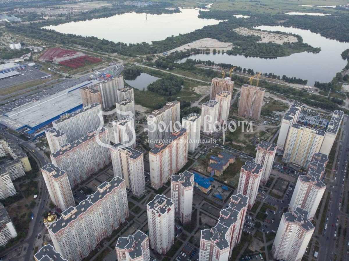 Продам 1-к квартиру Київ, Дарницький, вул. Бориса Гмирі, 32. 