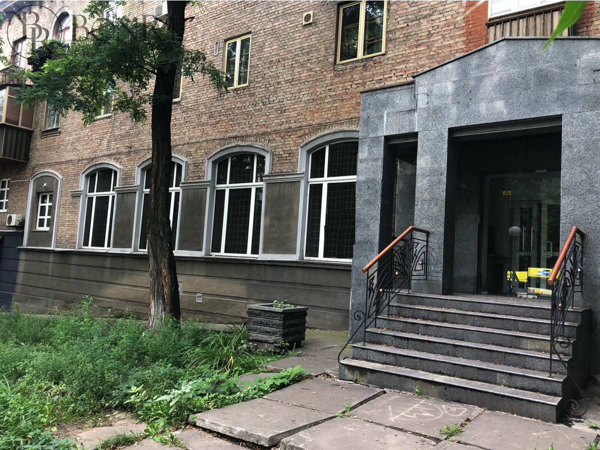 Продаж Фасадне, Торгове приміщення на вул.Васильківська 269м2