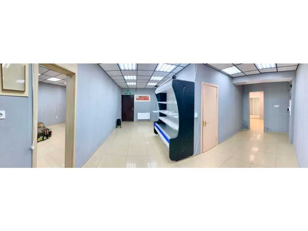 Продам  торгову площу Київ, Оболонський, вул. Сім’ї Кульженків, 33. 