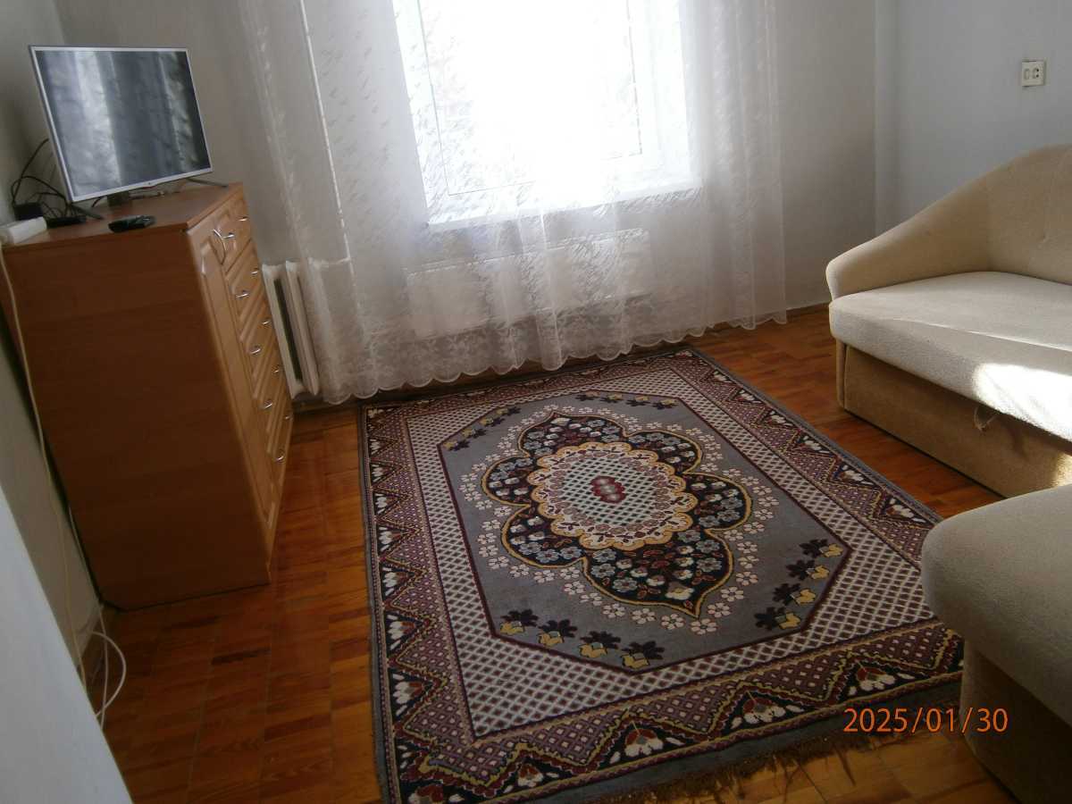 Продам 3-к квартиру Київ, Святошинський, вул. Феодори Пушиної, 8. 
