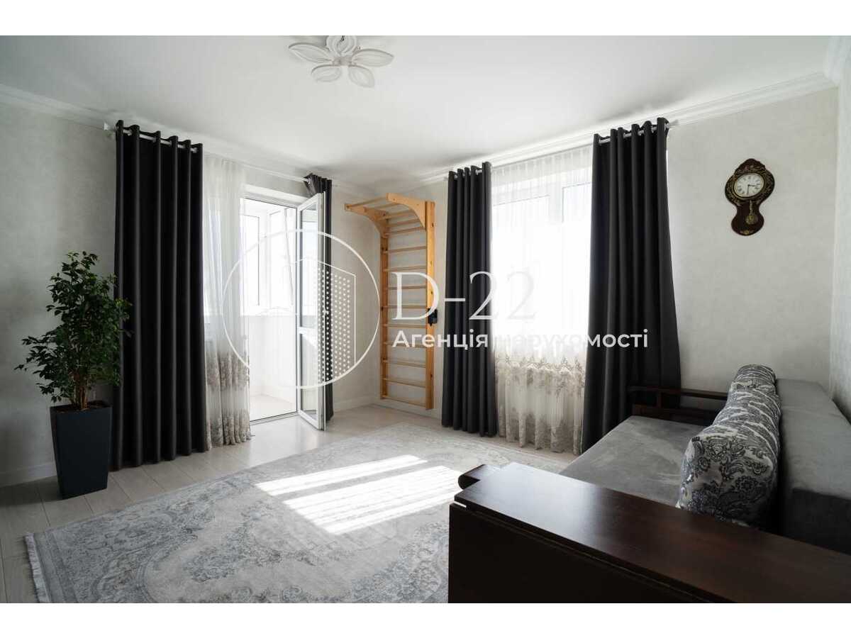 Продам 3-к квартиру Київ, Дарницький, вул. Ревуцького, 40-Г. 