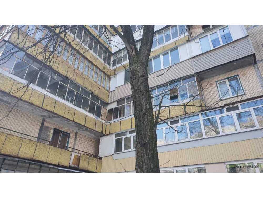 Продам 1-к квартиру Київ, Дарницький, вул. Тростянецька, 8В. 