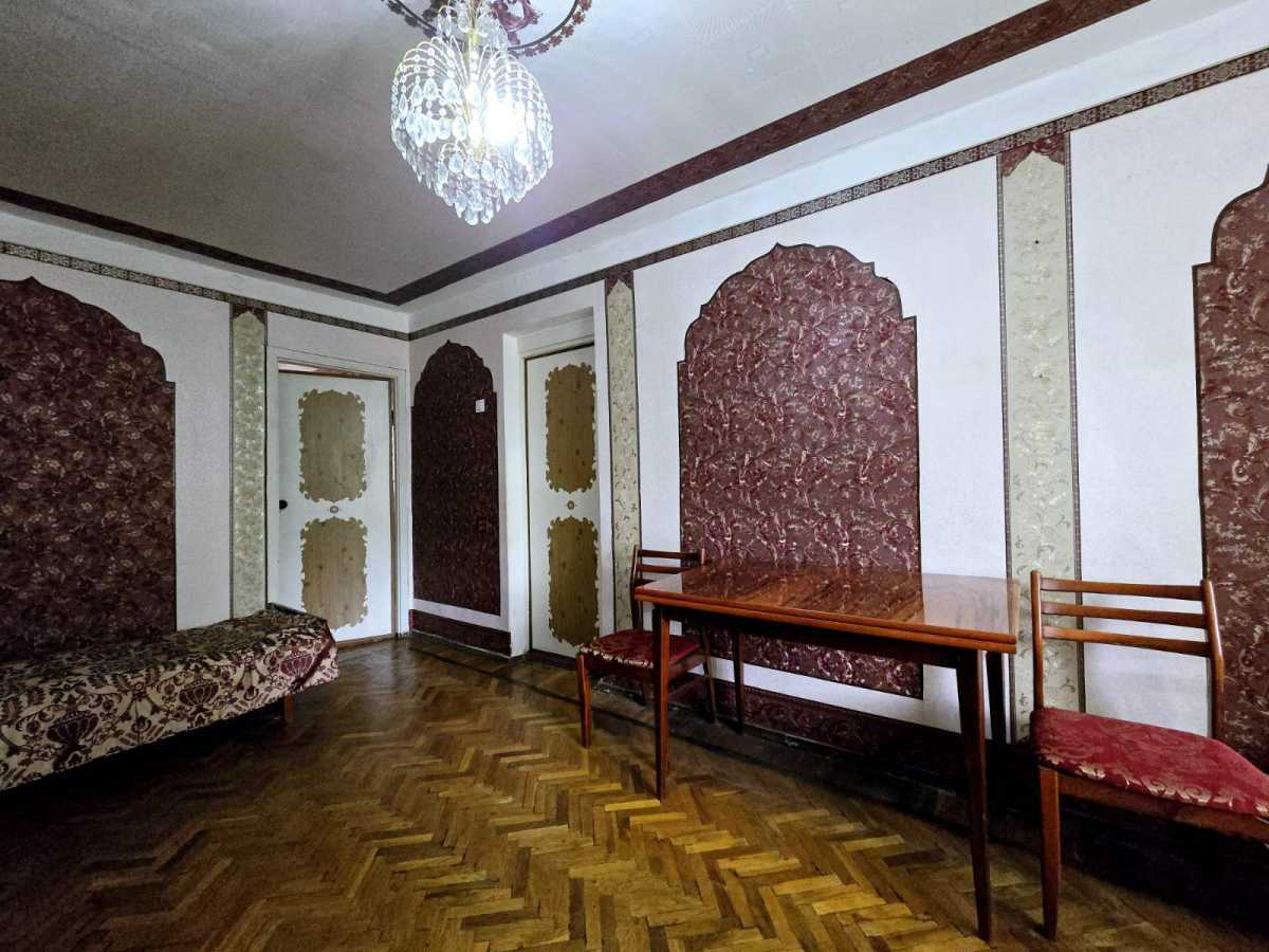 Продам 3-к квартиру Дніпро, Шевченківський, Гагарина, 84А. 