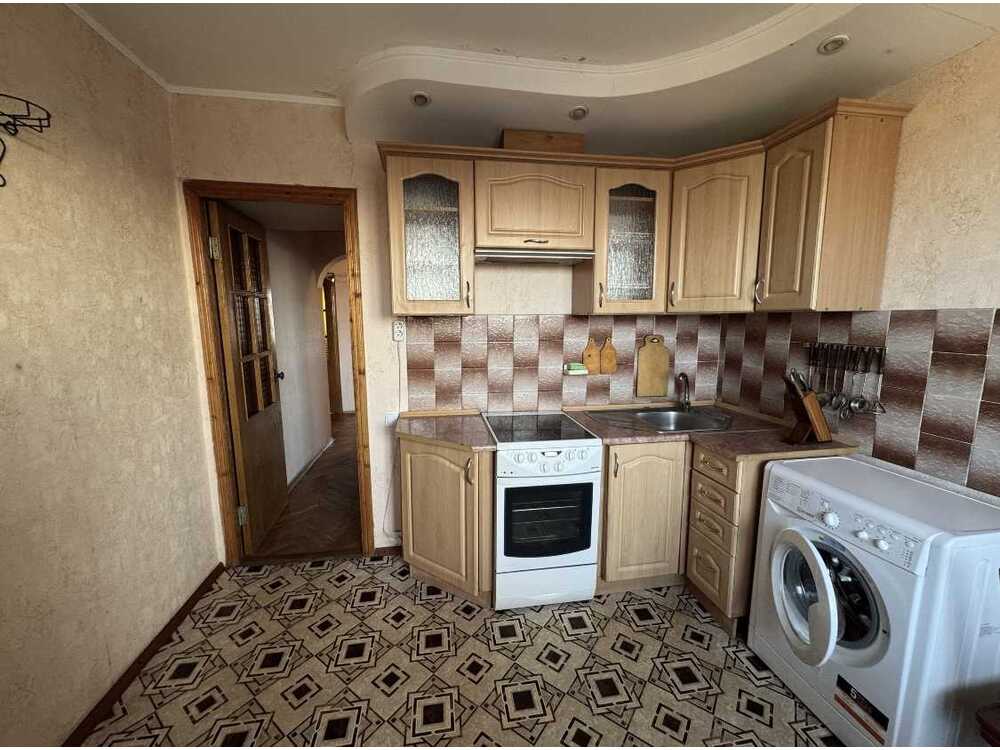 Продам 3-к квартиру Київ, Подільський, просп. Свободи, 28А. 
