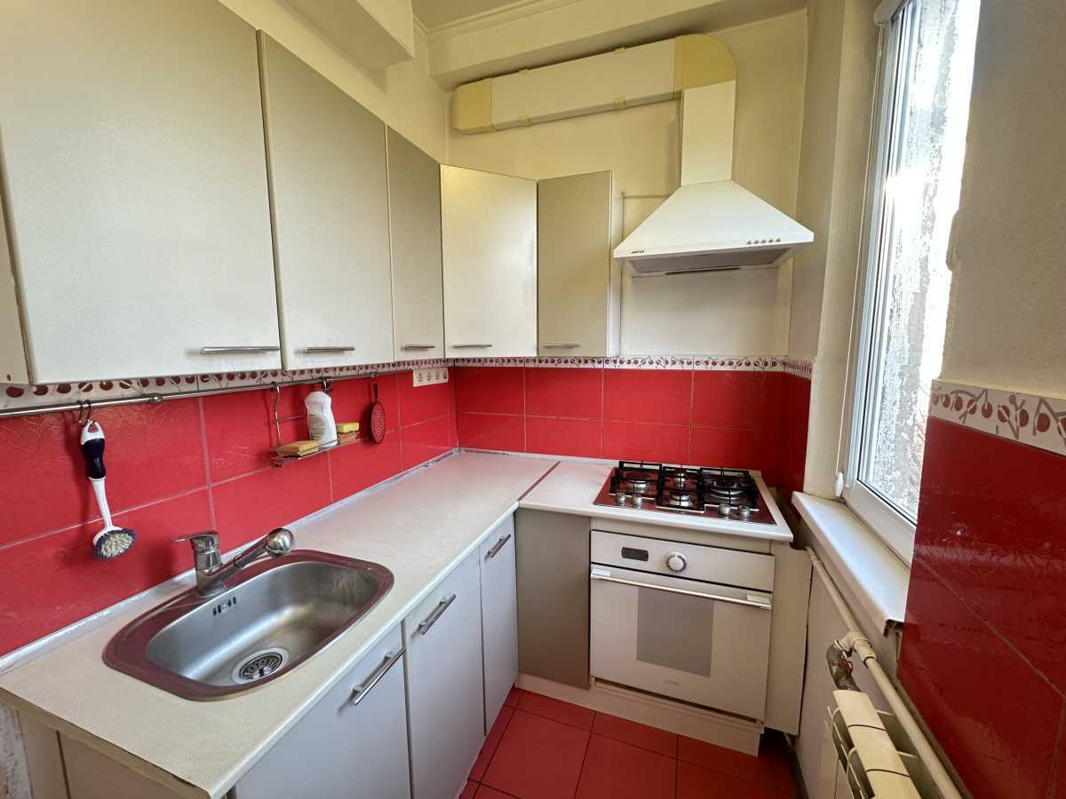 Продам 1-к квартиру Київ, Солом`янський, вул. Авіаконструктора Антонова, 45. 