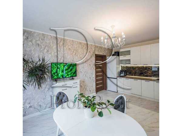 Продам 2-к квартиру Київ, Оболонський, вул. Коноплянська, 22А. 