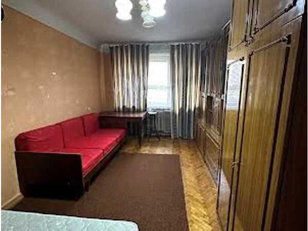 Продам 1-к квартиру Київ, Дарницький, вул. Сімферопольська, 11. 