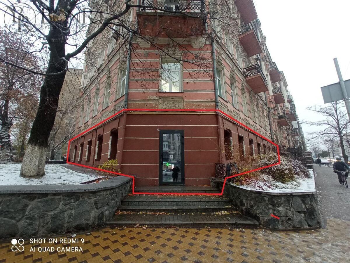 Оренда, Фасад, Торгове, Саксаганського, 317.50м2. БЕЗ%