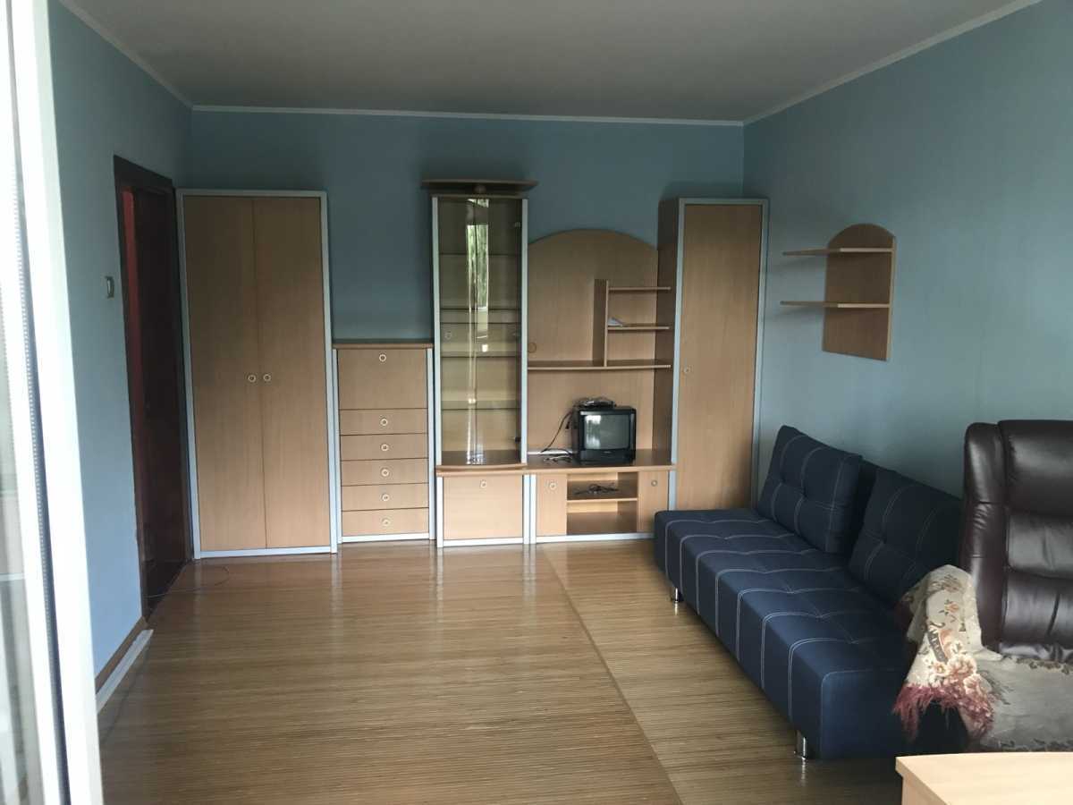 Продам 1-к квартиру Київ, Дарницький, вул. Вірменська, 5А. 