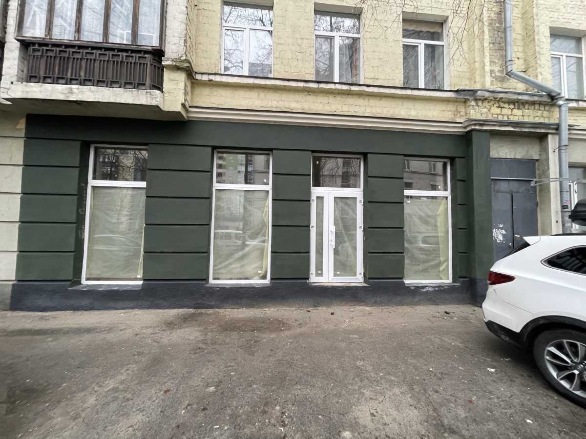 Продам  приміщення вільного призначення Київ, Печерський, вул. Панаса Мирного, 2/44. 