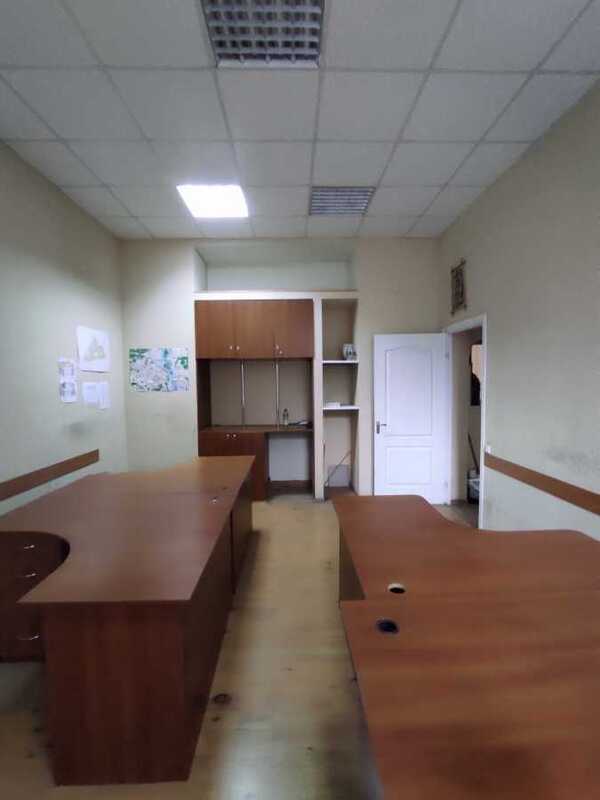 Продам 1-к квартиру Київ, Шевченківський, вул. Костьольна, 9. 