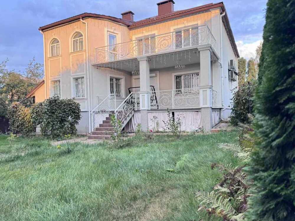 Продам 5-к котедж Бучанський, Буча, Гребінки. 