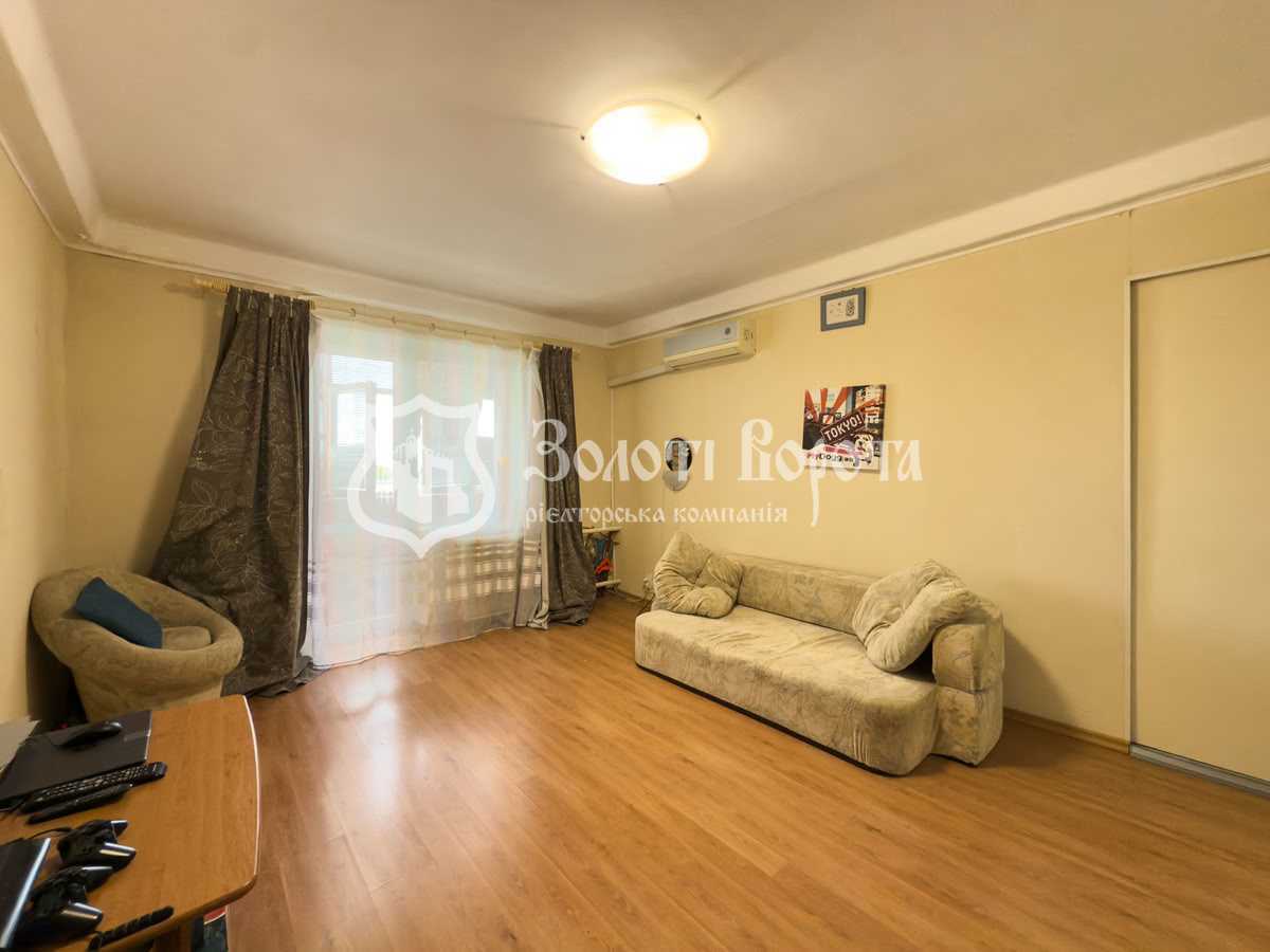 Продам 2-к квартиру Київ, Оболонський, вул. Автозаводська, 25. 