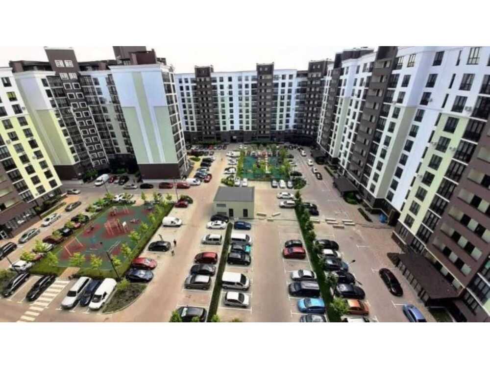 Продам 4-к квартиру Київ, Деснянський, вул. Радистів, 34. 