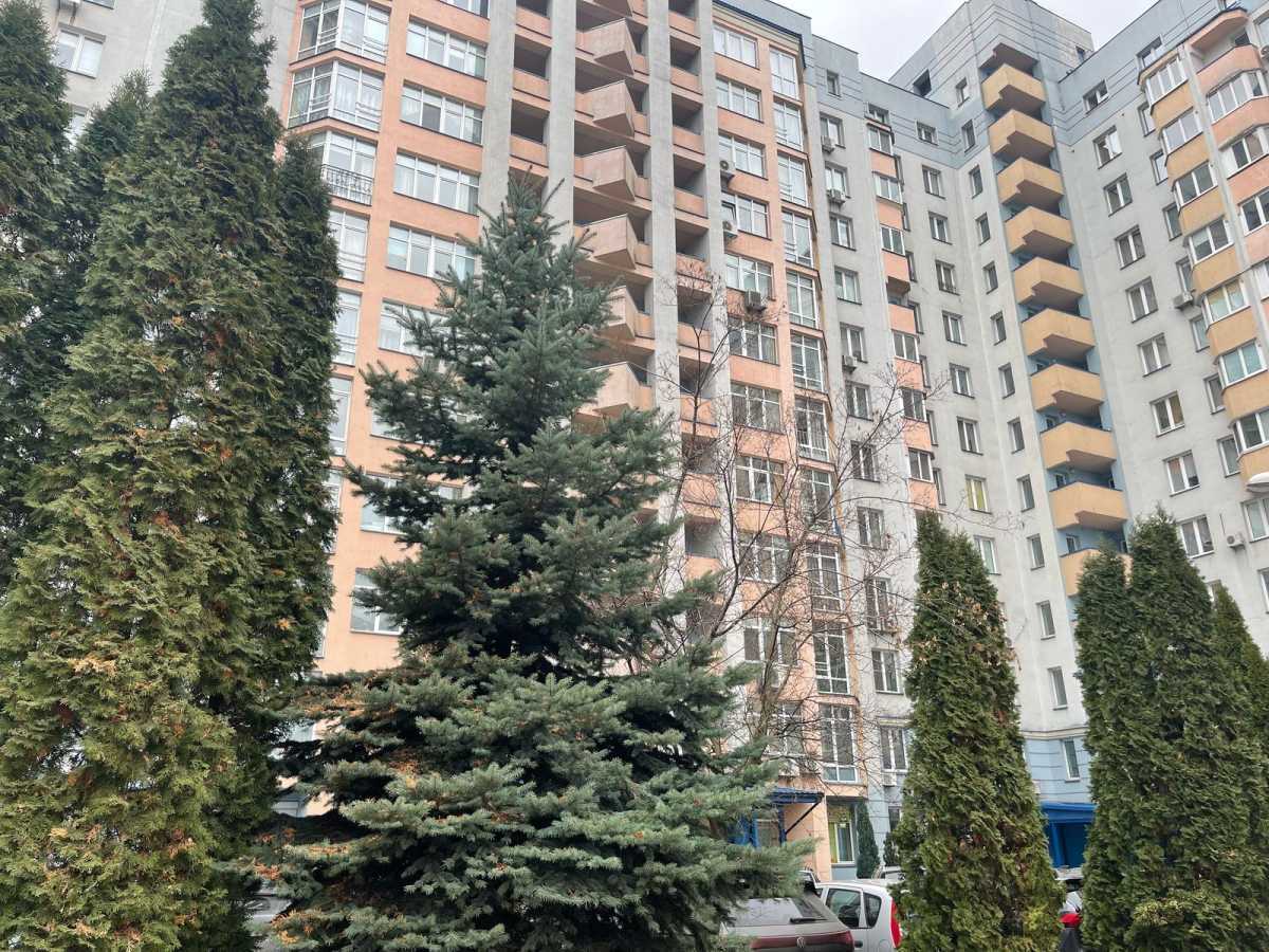 Продам 1-к квартиру Київ, Голосіївський, вул. Михайла Ломоносова, 60. 