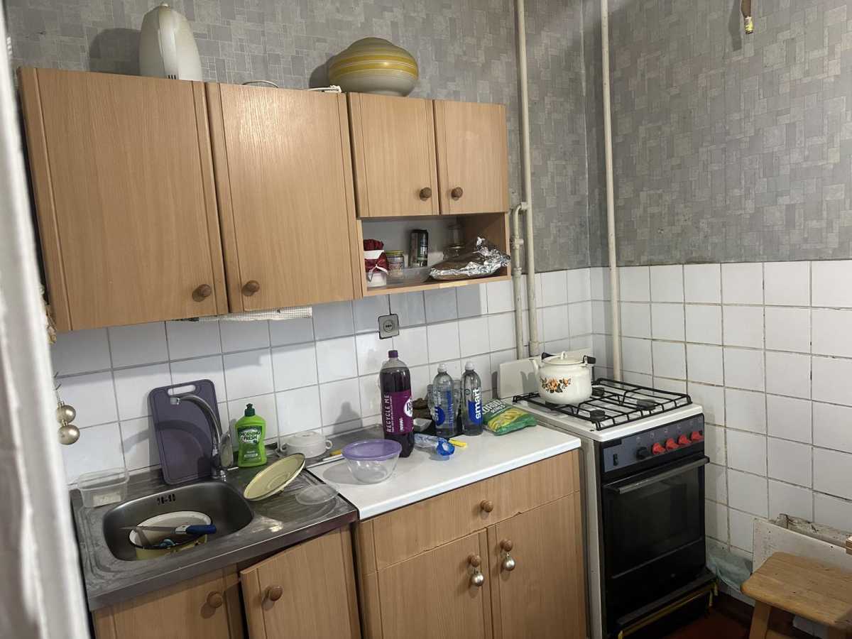 Продам 1-к квартиру Київ, Дарницький, просп. Петра Григоренка, 25а. 