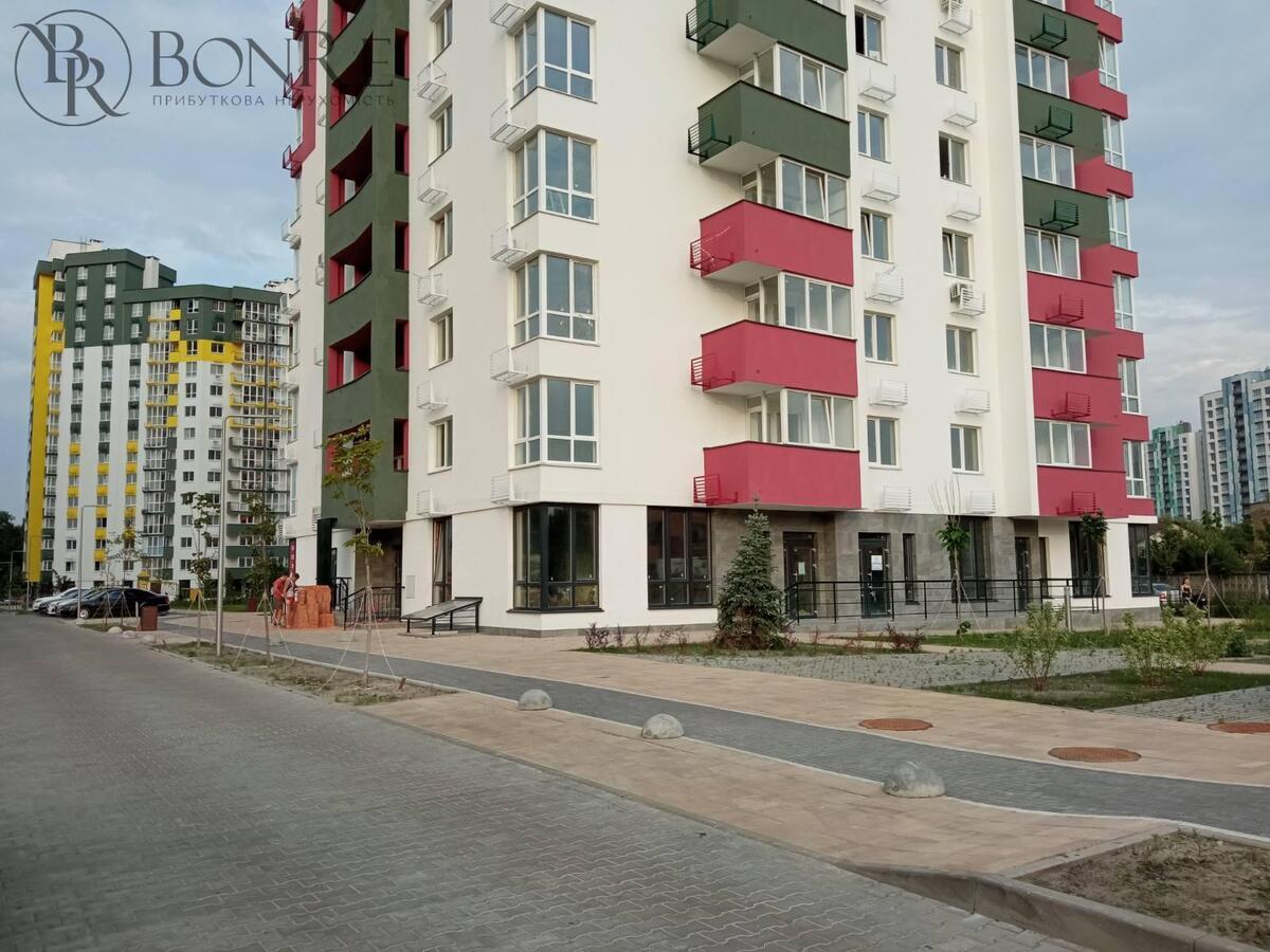 Торгове приміщення в ЖК \