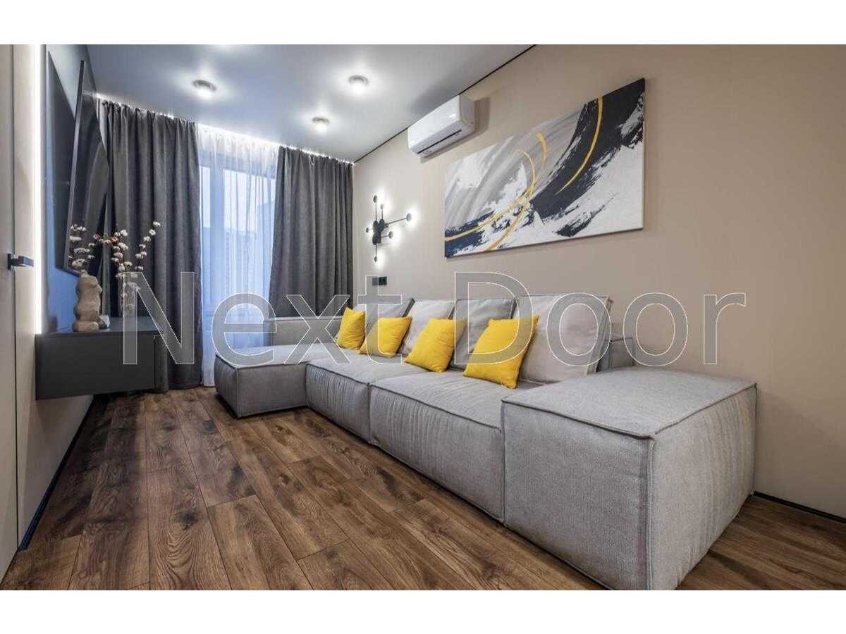 Продам 1-к квартиру Київ, Голосіївський, вул. Академіка Заболотного, 1Б. 
