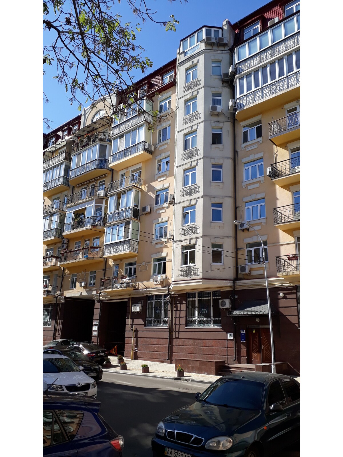 Оренда офісу в центрі Подолу, офіс 155 кв.м., Ярославський провулок 7/9