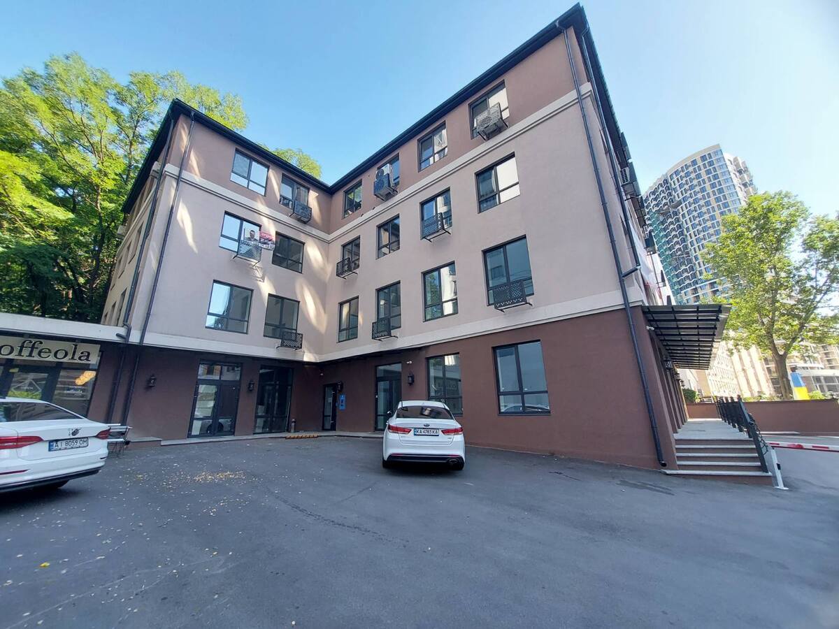 Оренда офісу в БЦ на Глибочицькій (66 м2)