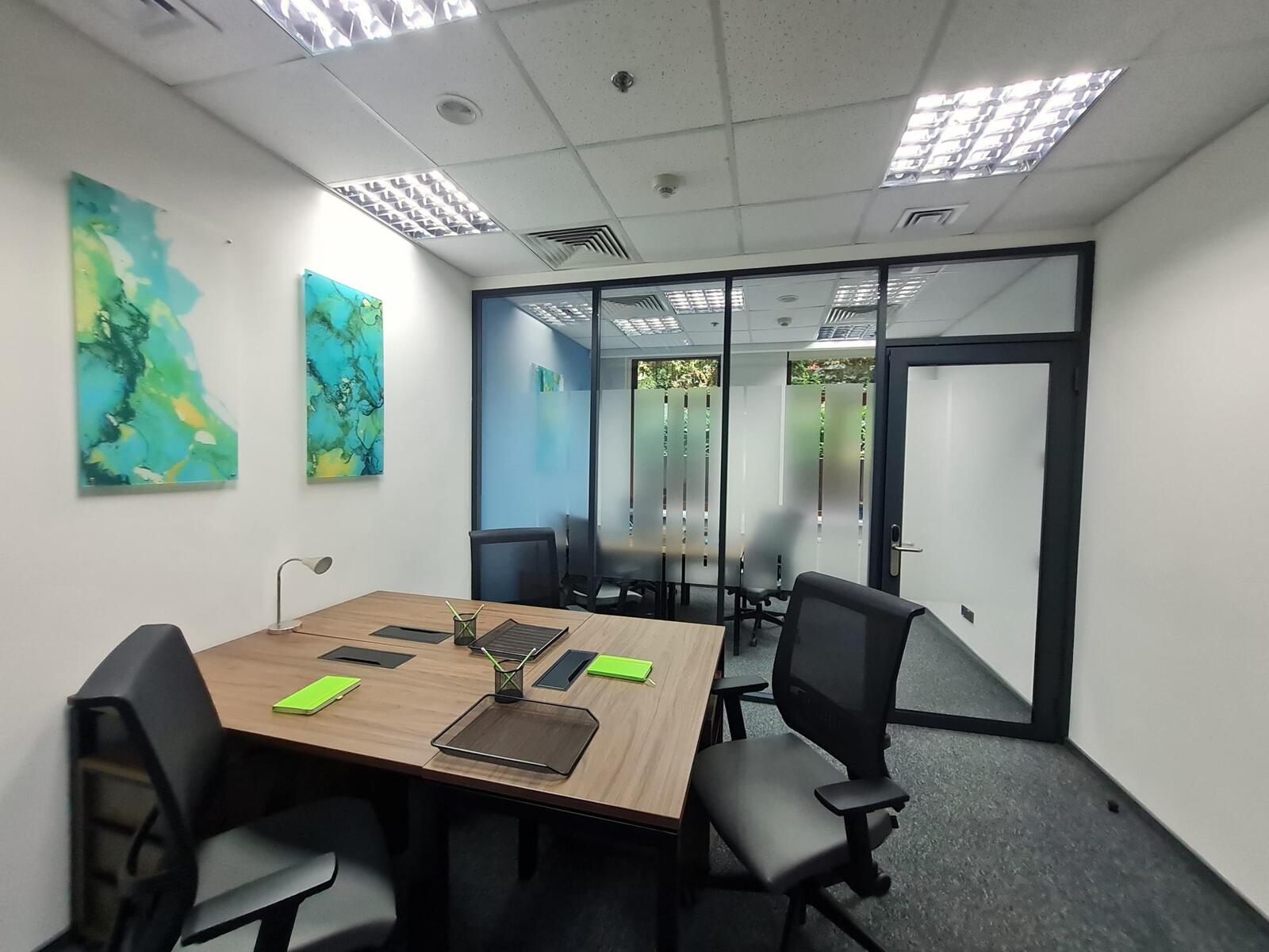 Офіс 60 м.кв. Петра Сагайдачного 11 Поділ метро Поштова площа Меблі Без%