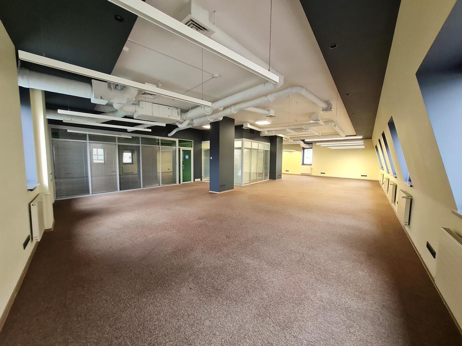 Офіс 220 м.кв. вул. Кирилівська 15/1 Поділ метро Контрактова площа Без%