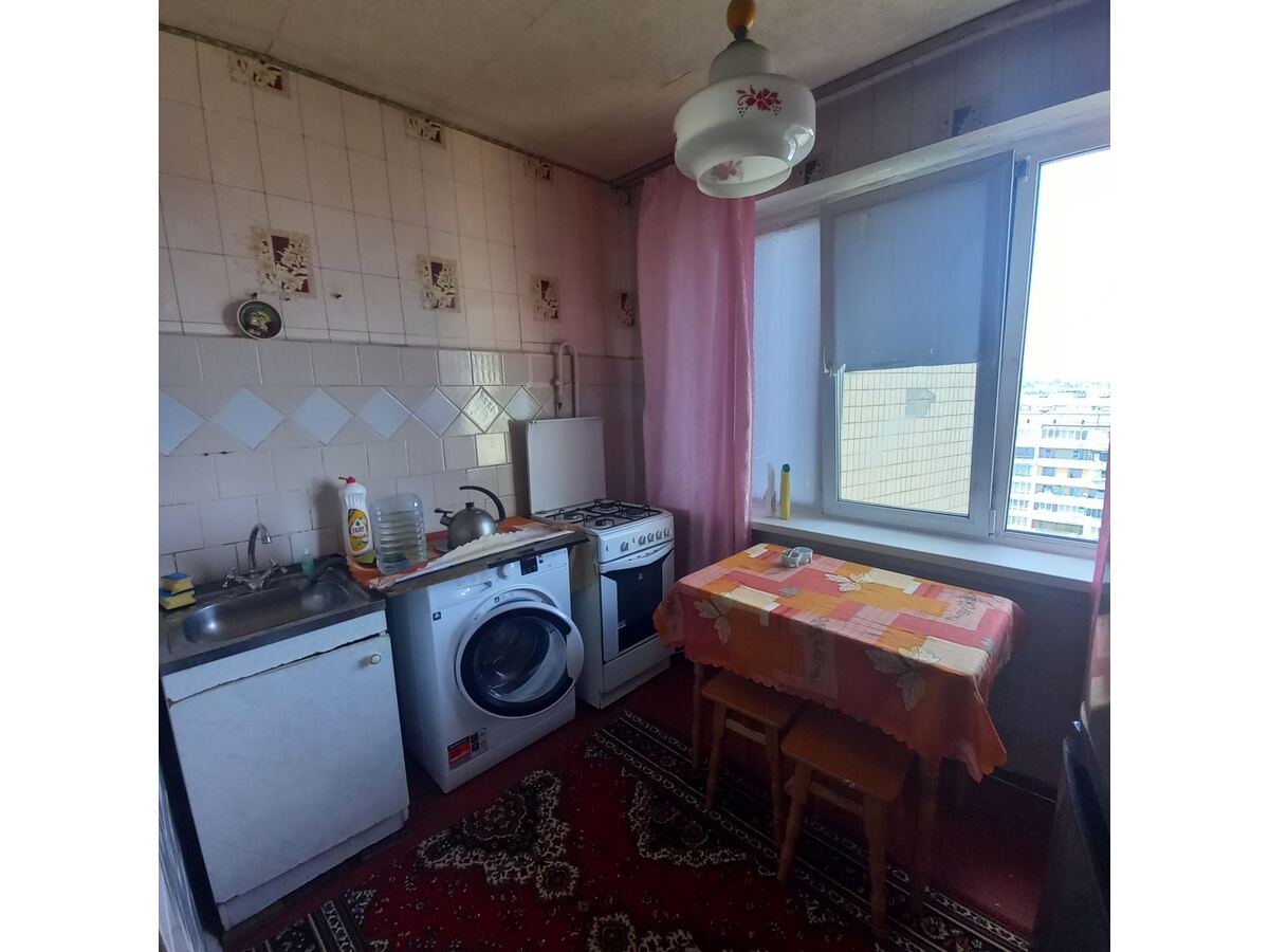 Продаж 3-х. кім. Кв. Мінська. вул. Левка Лукʼяненка (Маршала Тимошенка)