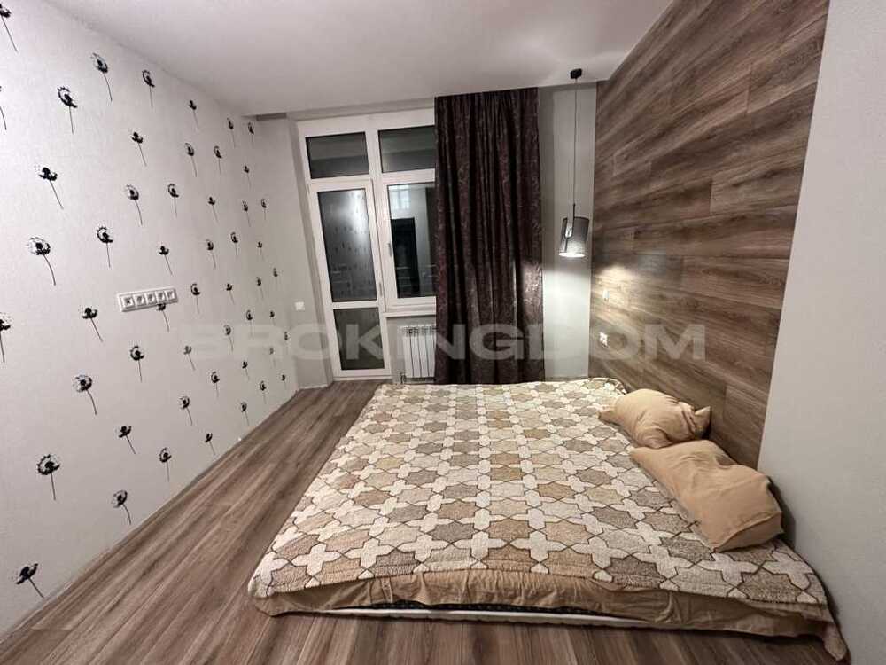 Продам 1-к квартиру Київ, Солом`янський, Липковського , 37Б. 