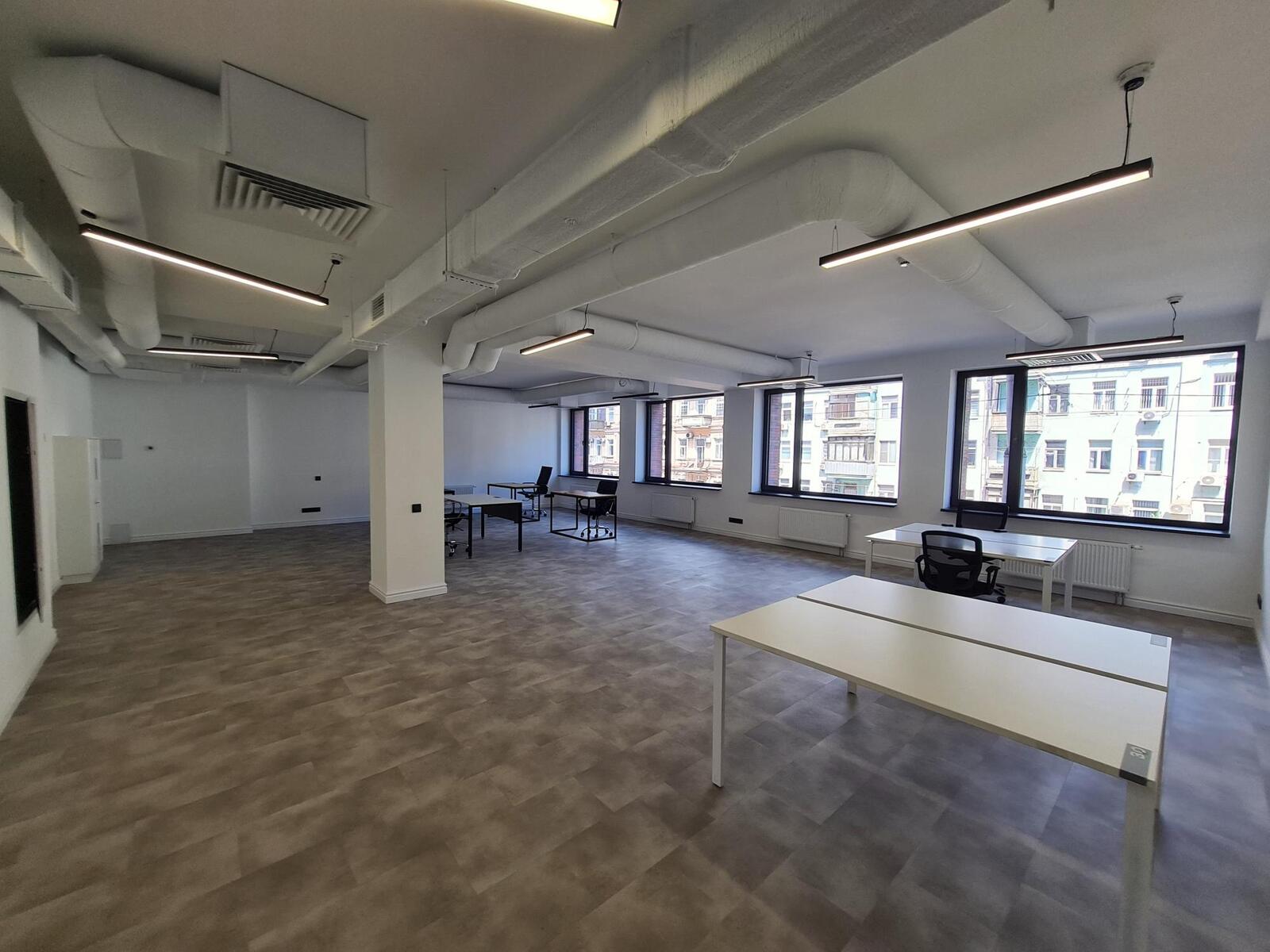 Офіс 561 м.кв. вул. Саксаганського 53/80 Шевченківський метро Олімпійська Без%