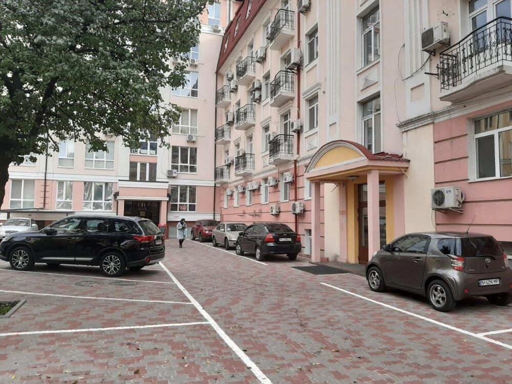 Оренда офісу в БЦ, вулиця Глибочицька 40, офіс 71 кв.м.