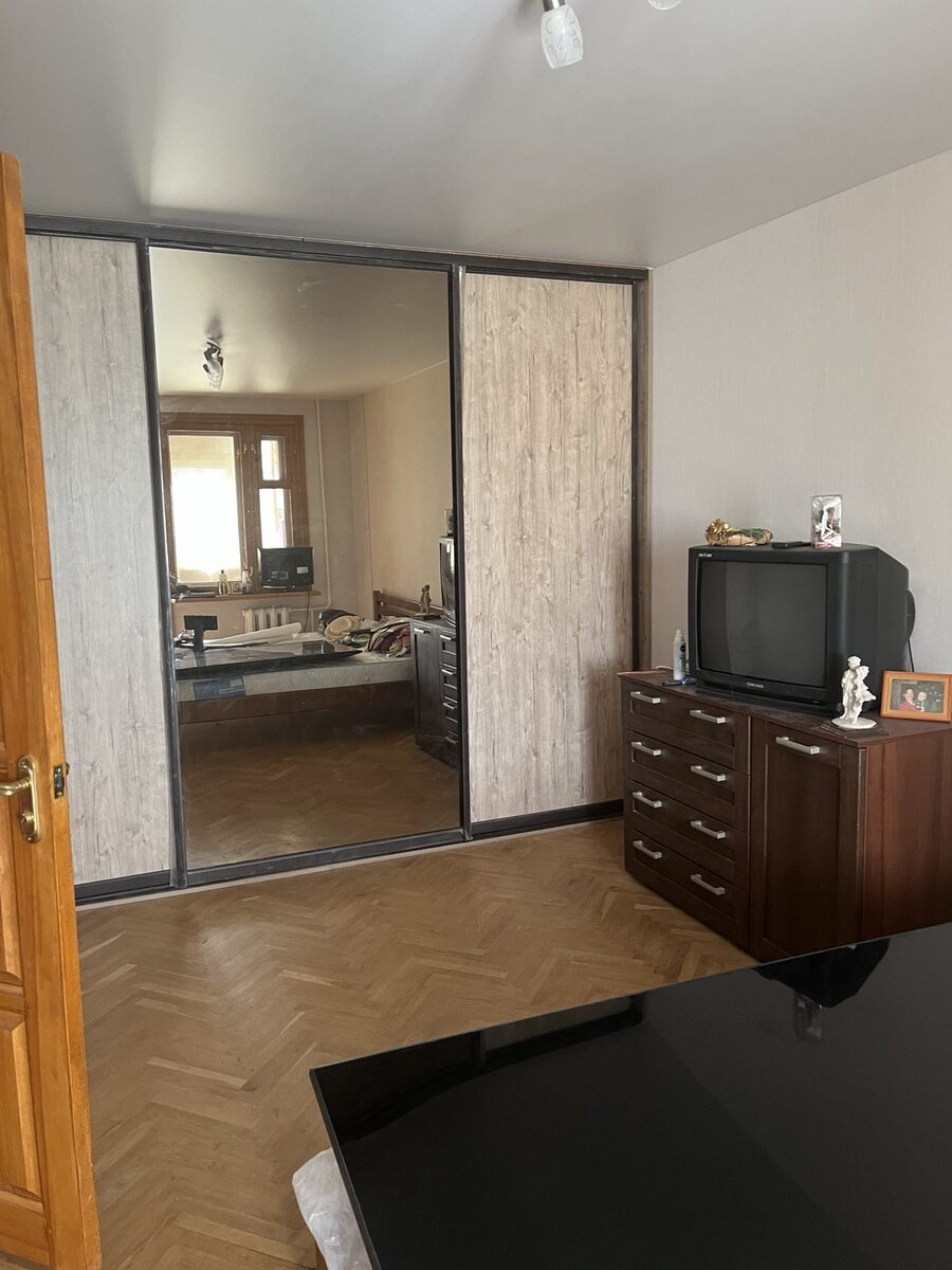 Продаж 2-кімнатної квартири, вул. Андрія Малишка 29